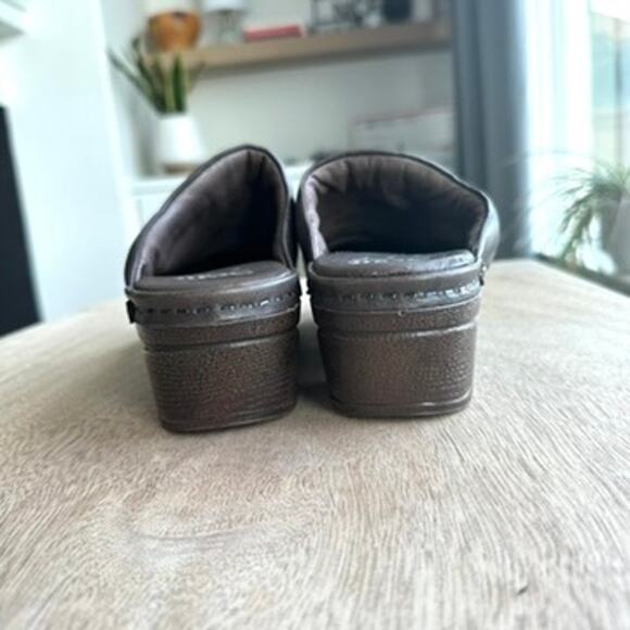 Sofft Wool & Leather Tartan Clogs, Size 10 - Picture 4 of 7